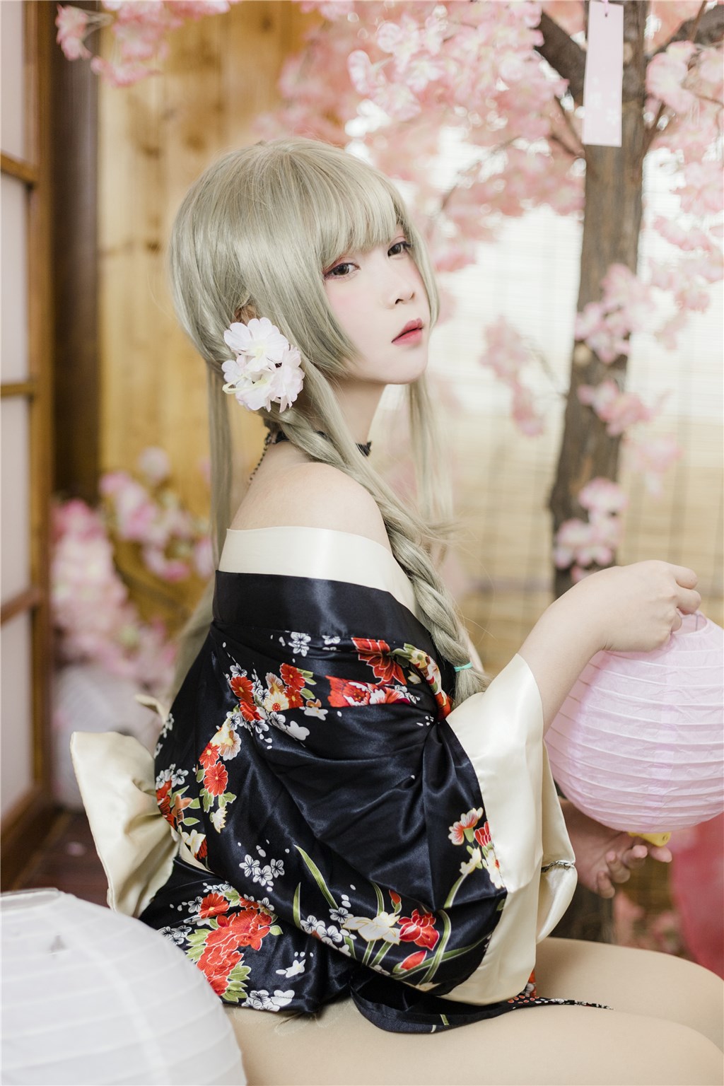 绯闻追踪：当红影帝暗中勾结地下势力，黑料内幕全面揭开，绯闻演员